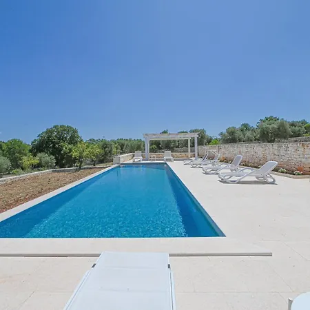 Antares Con Piscina * Ostuni